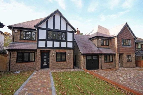 5 Bedroom Detached